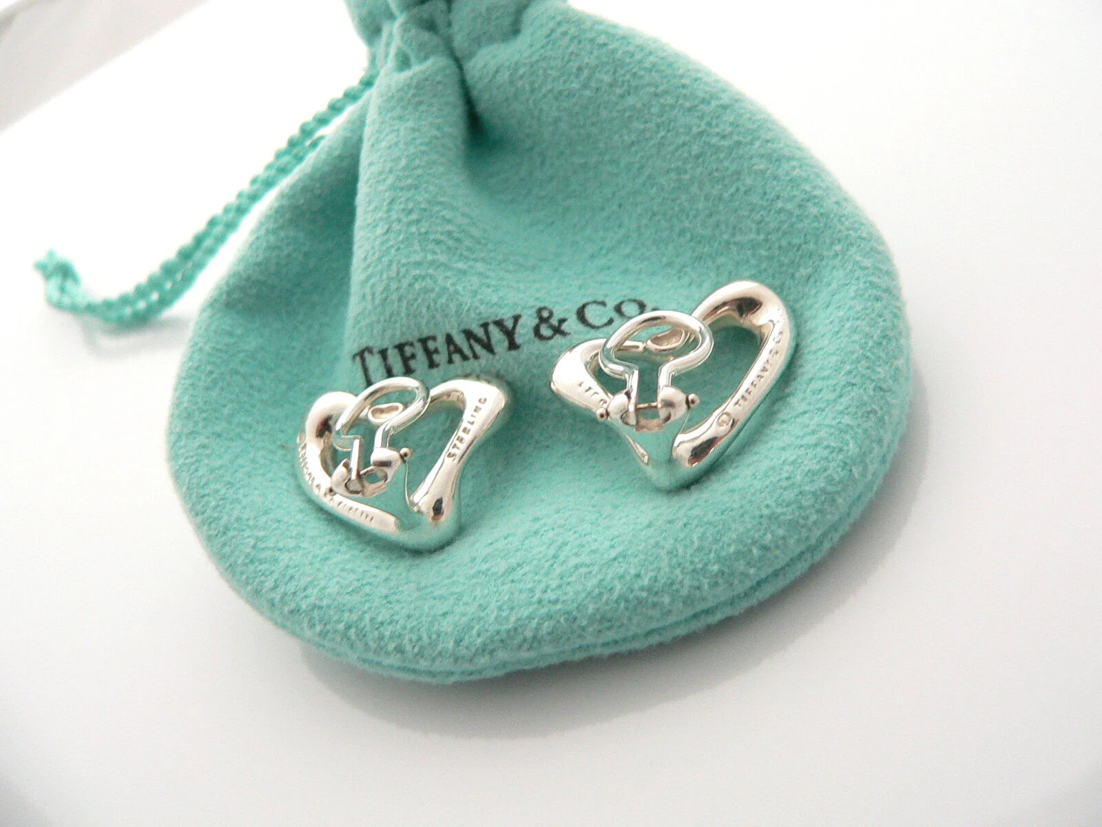 Tiffany & Co Heart Clip On Earrings Silver Clip On Love Gift Pouch Classic Cool