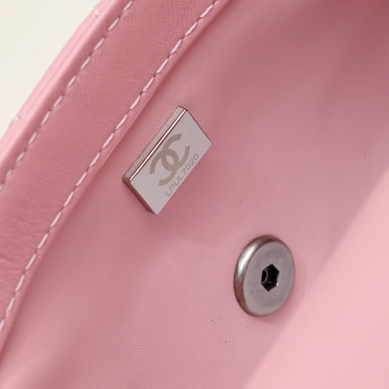 Chanel Cross Body Metal Ball Chain Shoulder Bag Handbag