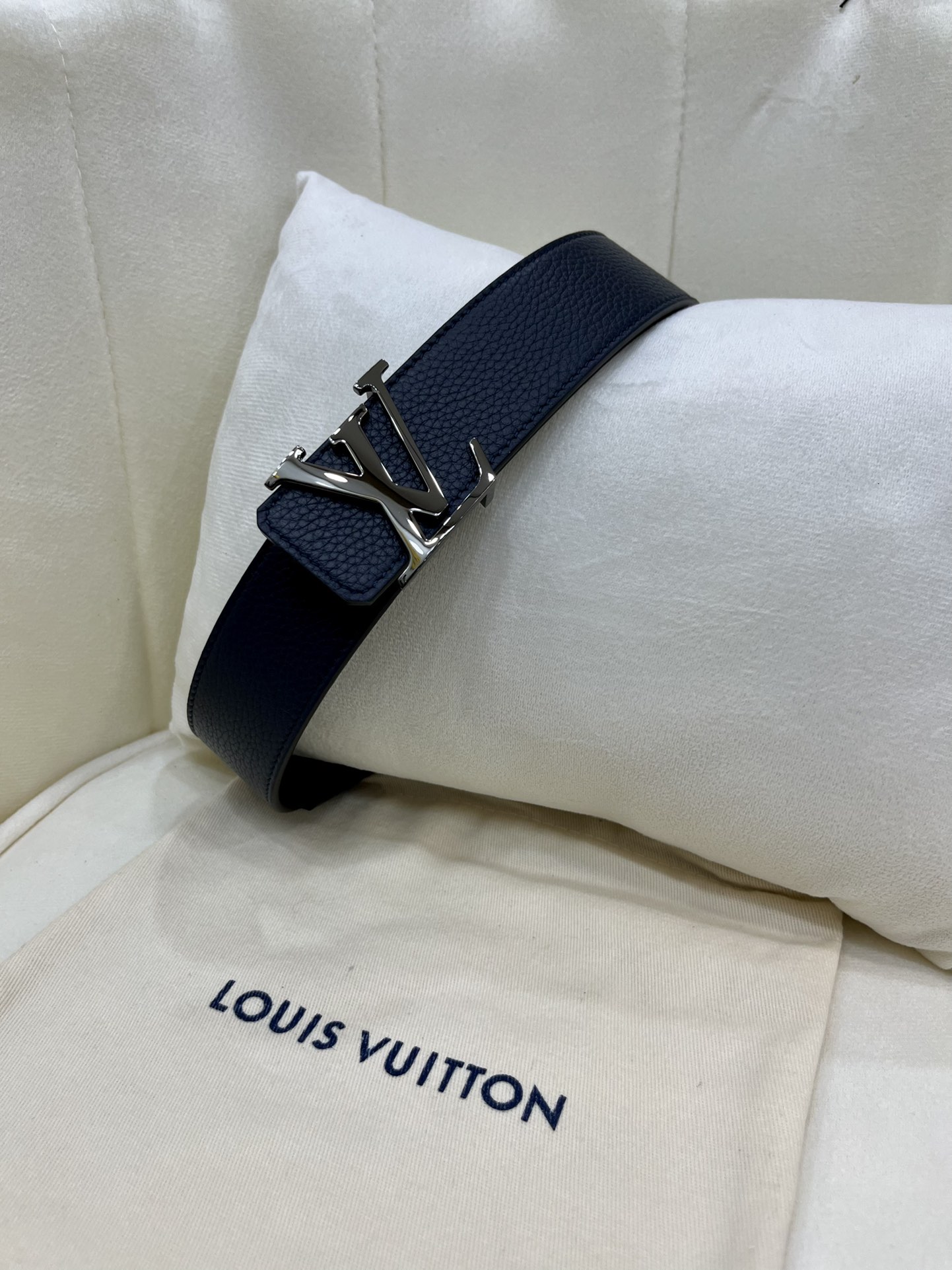 Louis Vuitton LV Leather Belts 1:1 Mirror Version
