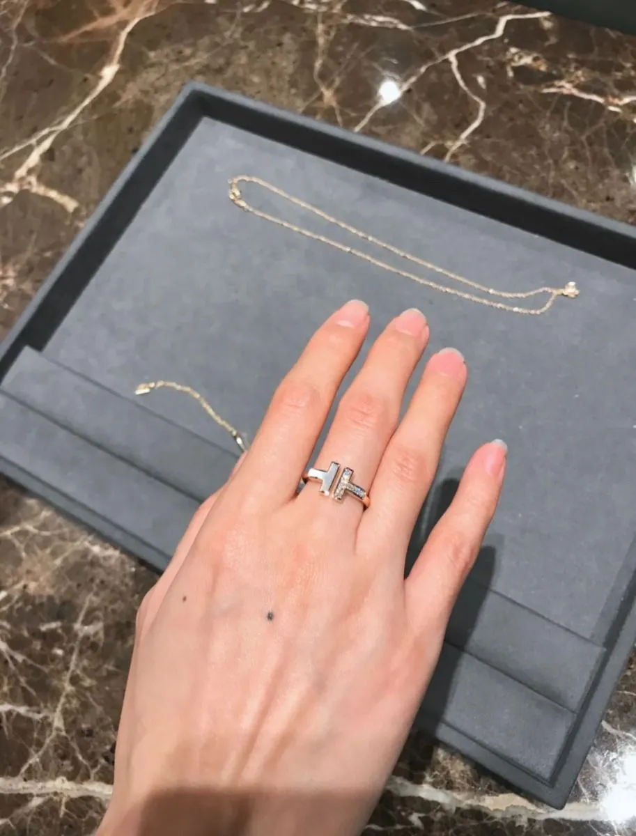 Womens Tiffany T Mother Of Pearl Rose Gold Double T Diamonds Wire Ring 6/7/8 US