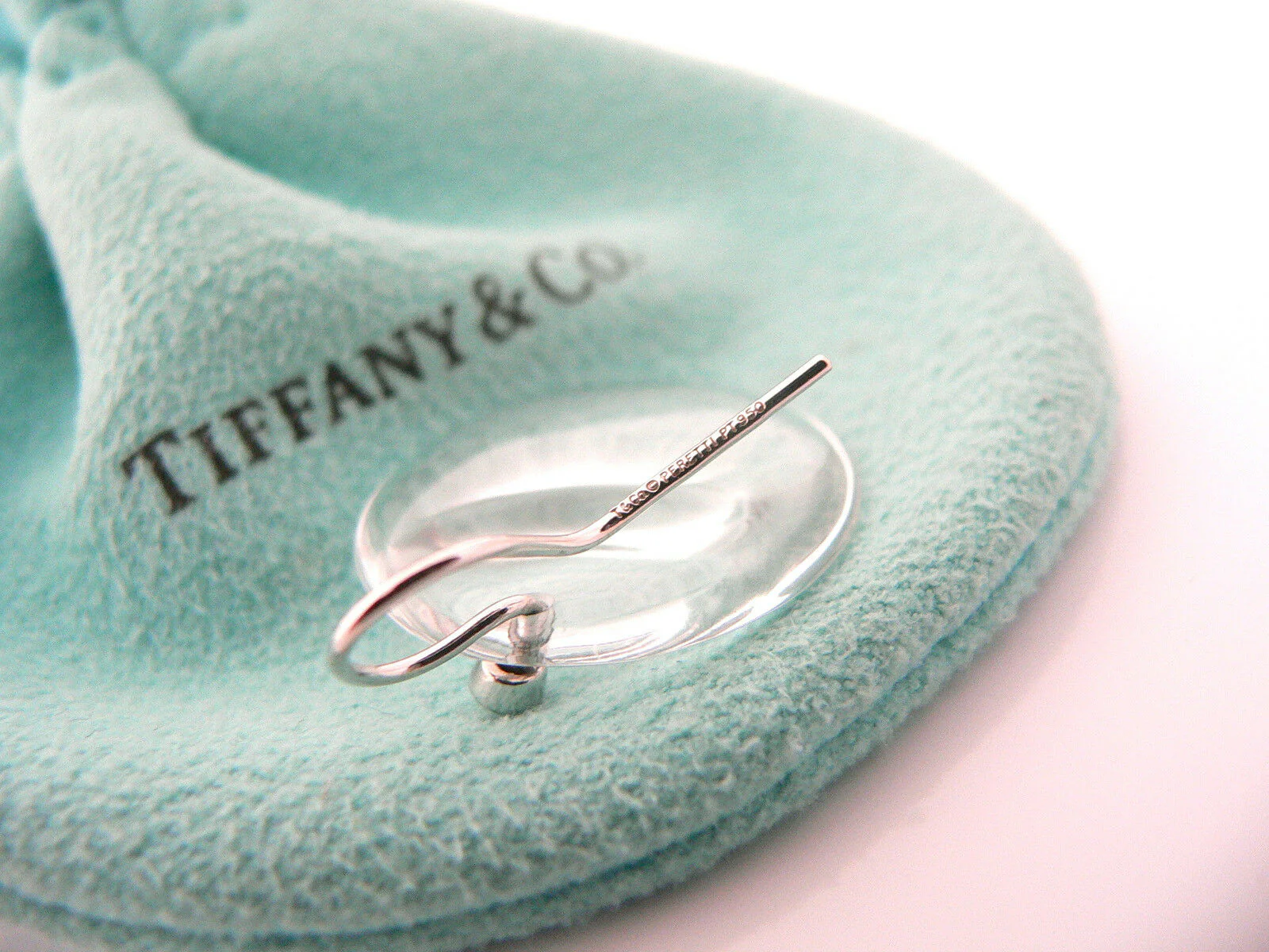 Tiffany & Co Peretti Platinum Diamonds Rock Crystal Disc Dangle Earrings Pouch