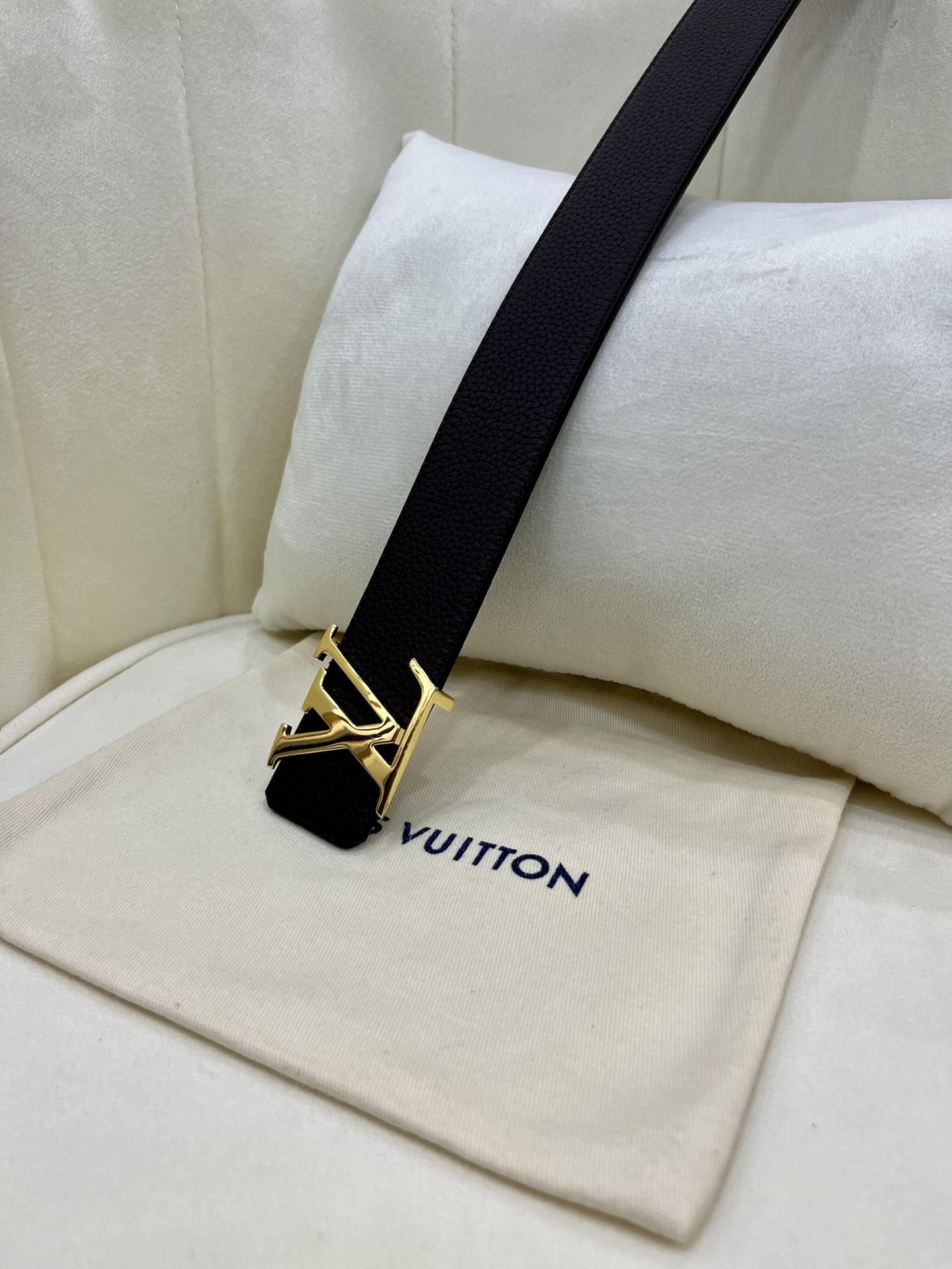 Louis Vuitton LV Leather Belts 1:1 Mirror Version