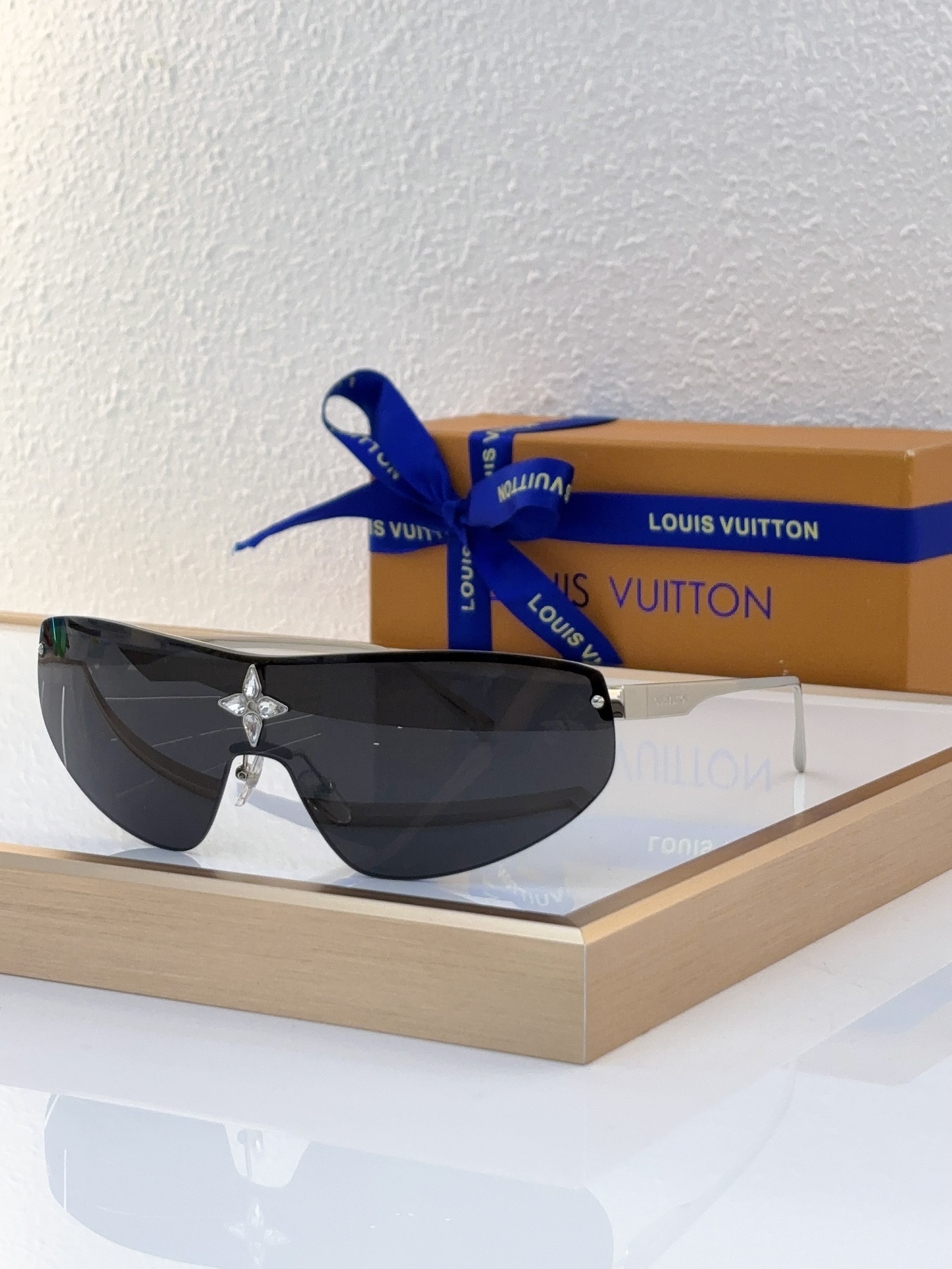 Louis Vuitton LV Sunglasses