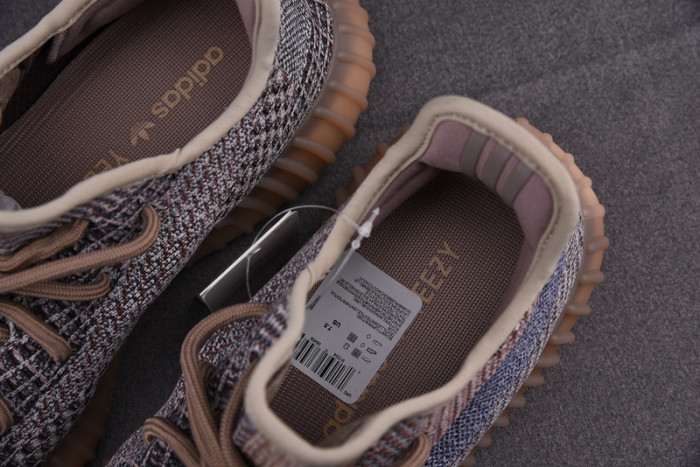 Yeezy Boost 350 V2 Fade H02795