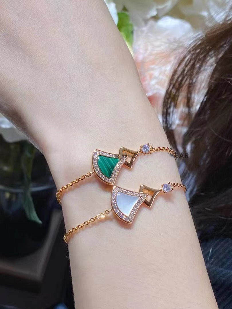 Bvlgari DIVAS' DREAM BRACELET,Two Style
