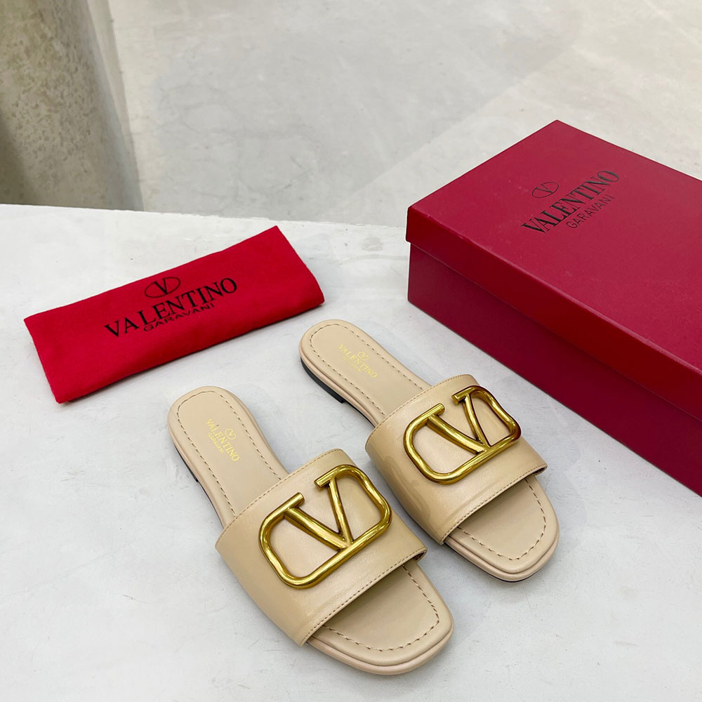 Valentino Leather Casual Fashion Flip-Flops Slide Sandal(Replica)
