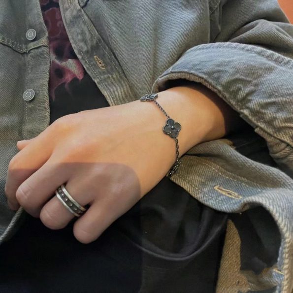 Van Cleef Bracelet Dupe, Black Clover Bracelet