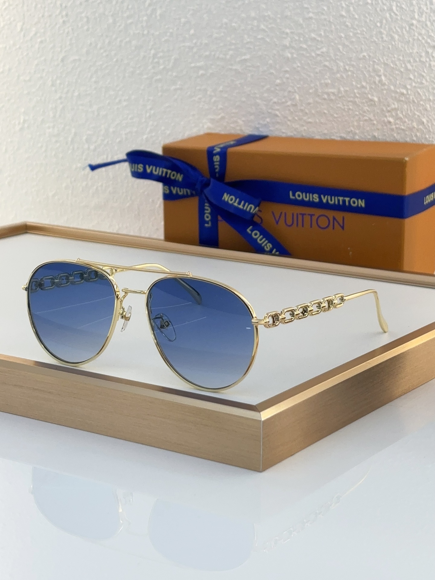 Louis Vuitton LV Sunglasses