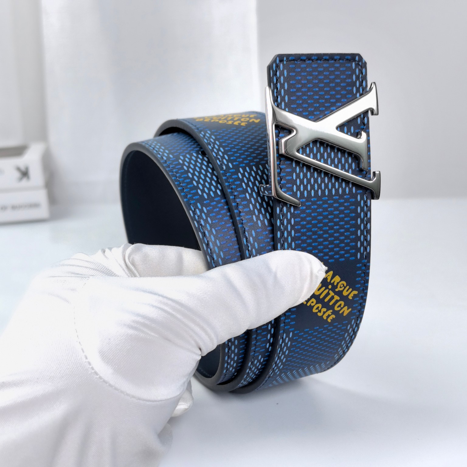Louis Vuitton LV Leather Belts 1:1 Mirror Version