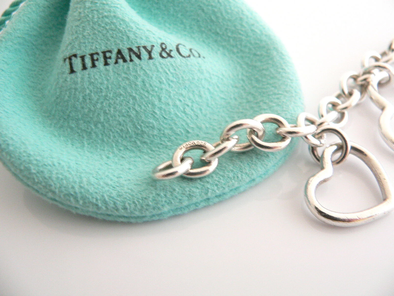Tiffany & Co Silver 5 Hearts Dangle Bracelet Bangle Link 7.5 In Chain Gift Love