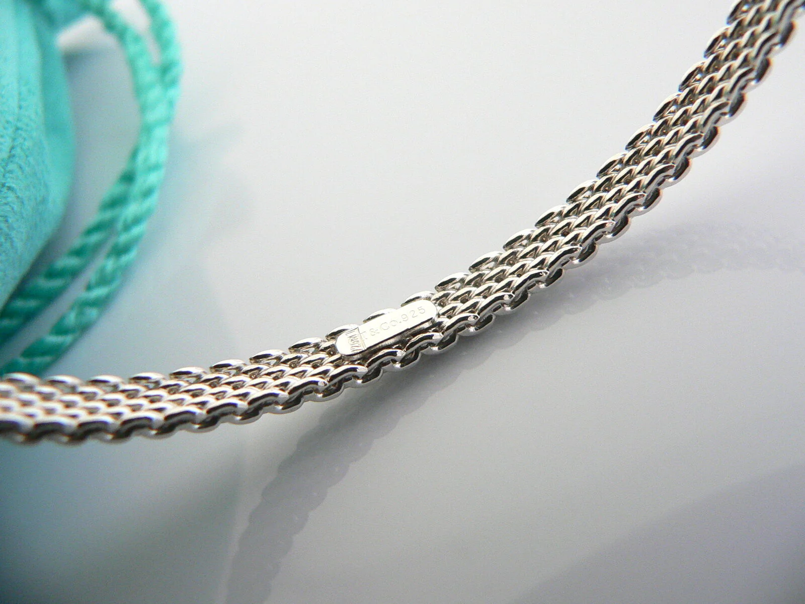 Tiffany & Co Silver Somerset Mesh Narrow Bracelet Bangle Rare Gift Pouch Love