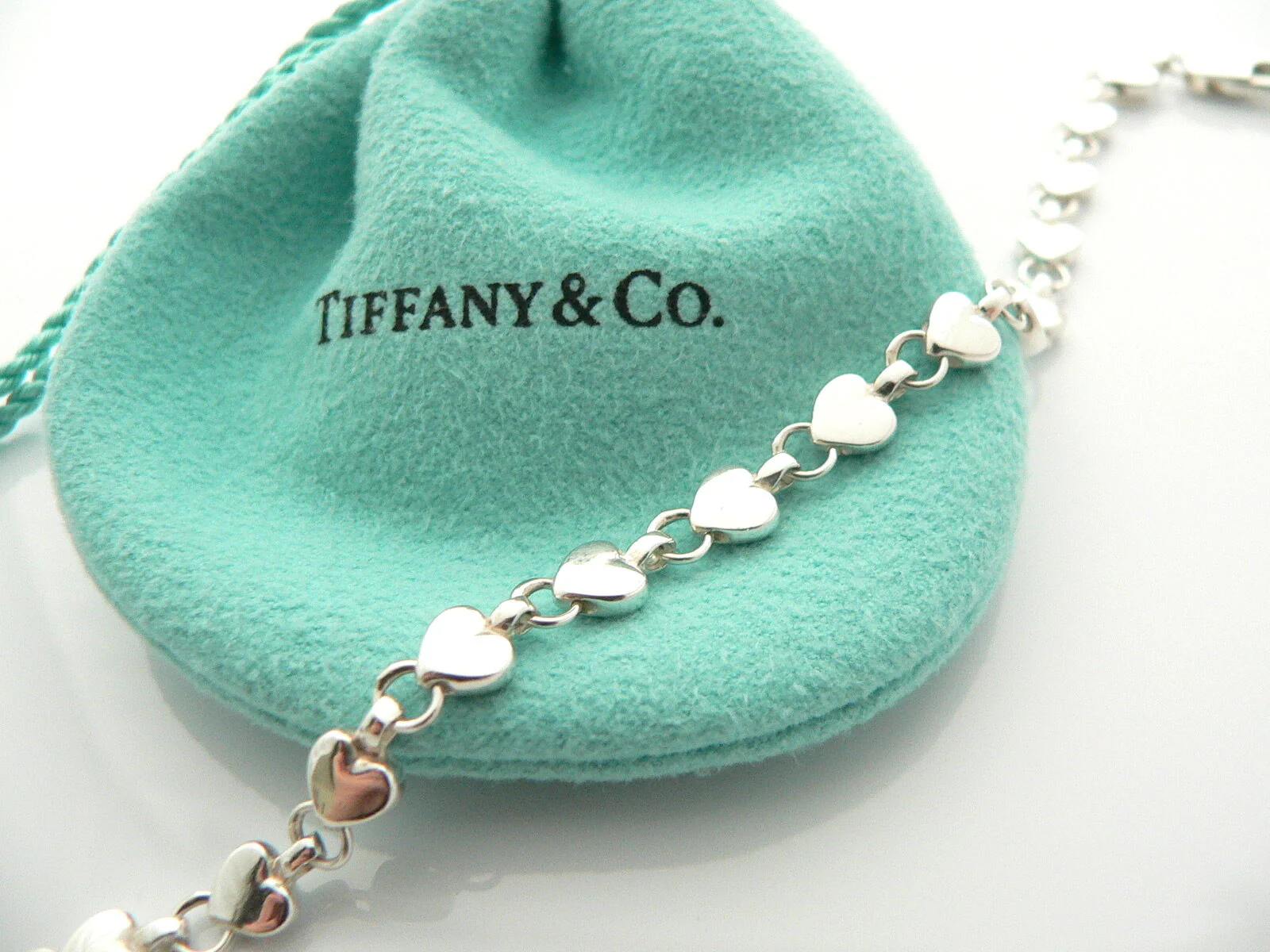 Tiffany & Co Silver Heart Link Necklace Pendant Chain Gift Pouch Love Pouch Rare
