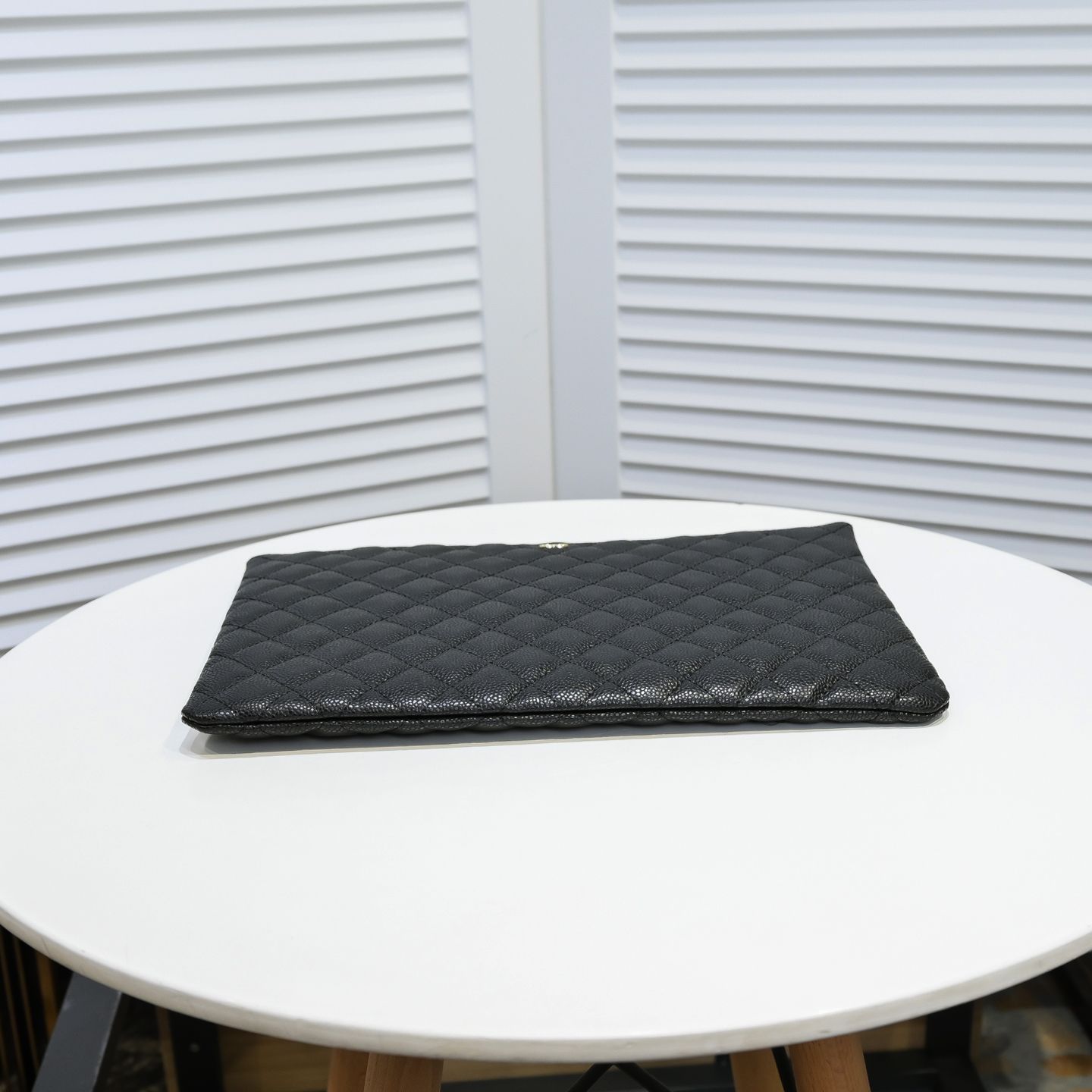 Chanel Cowhide Caviar Lattice Clutch silver buckle Clutch Bag Handbag