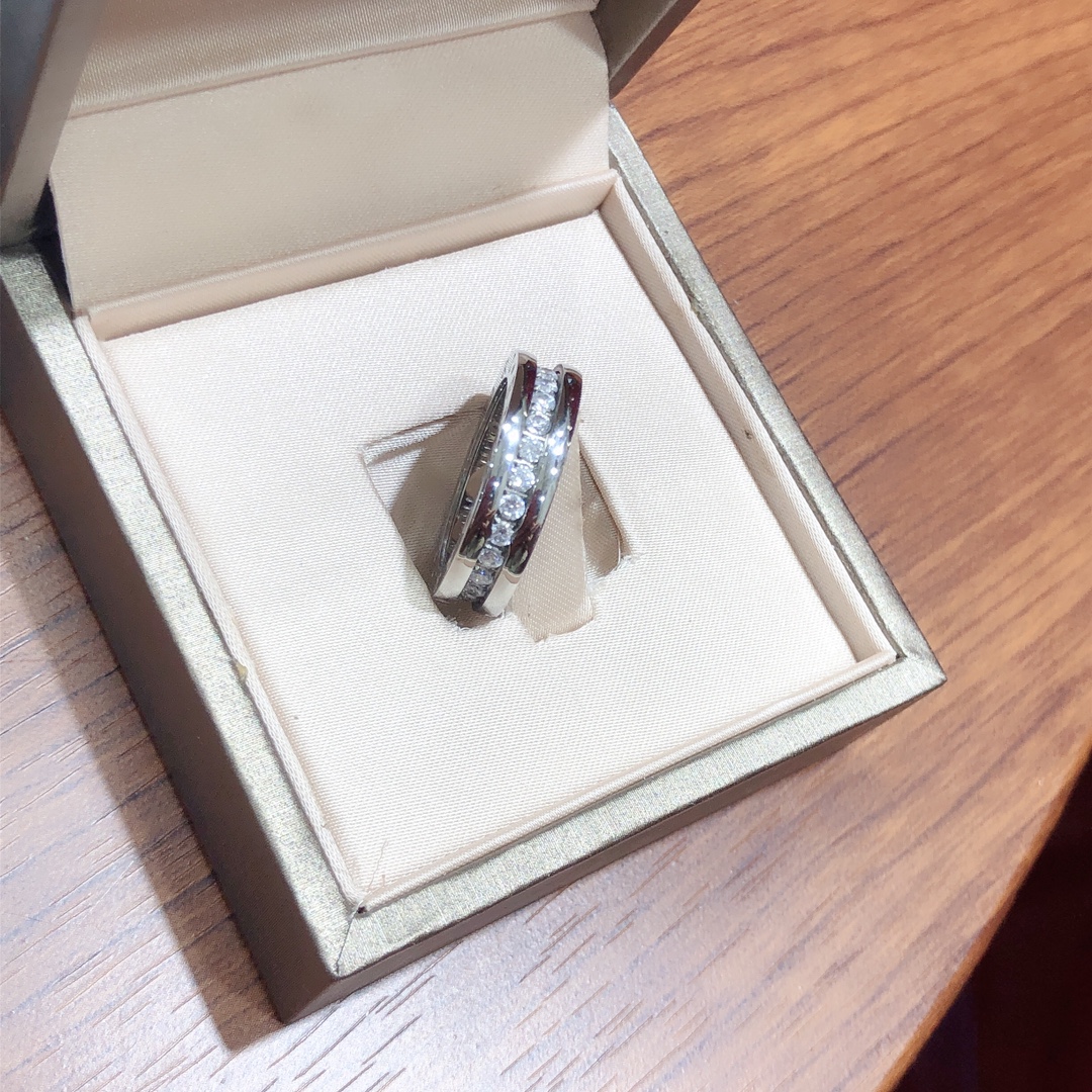 Bvlgari B.ZERO1 RING