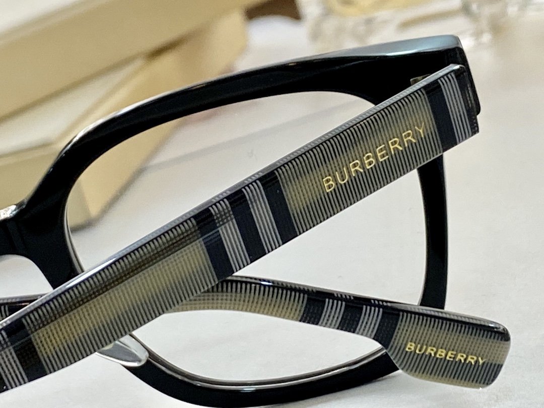 Burberry Sunglasses