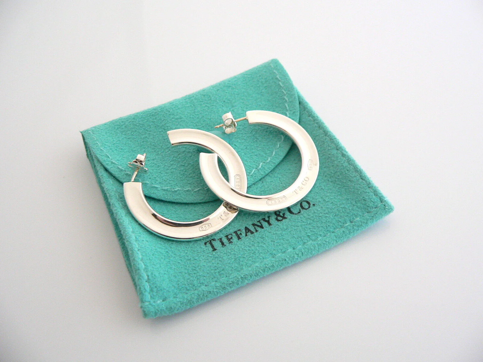Tiffany & Co 1837 Hoop Earrings Silver Circle Round Gift Pouch Love Flat
