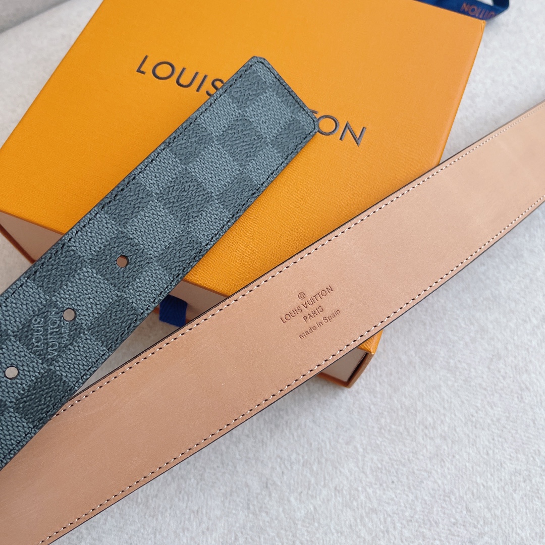 Louis Vuitton LV Leather Belts 1:1 Mirror Version