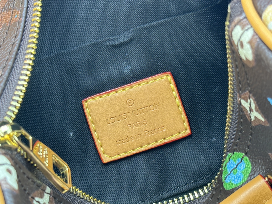 Louis Vuitton Keepall 25 M24849 Shoulder Bag Handbag