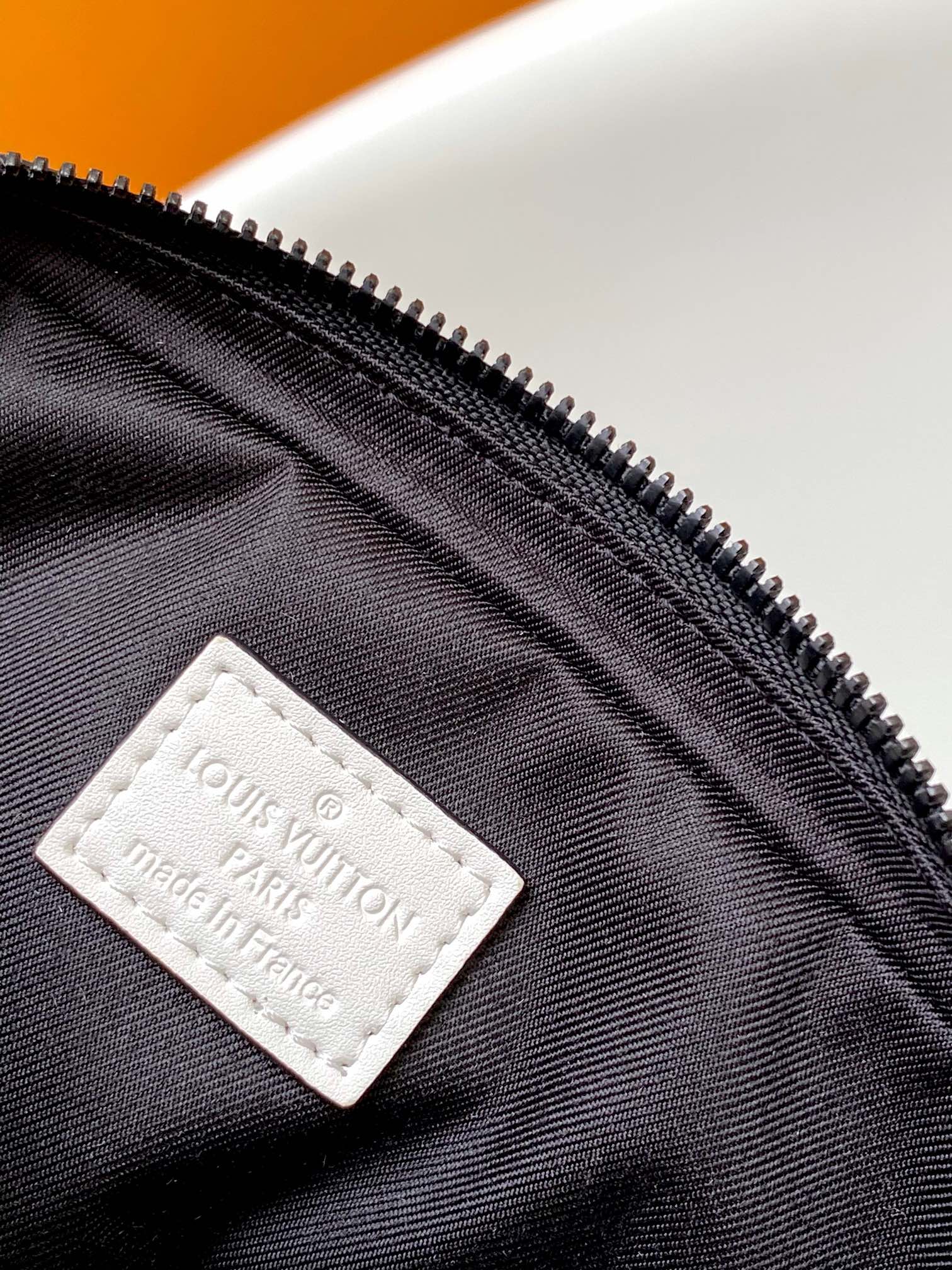 Louis Vuitton 10A Handbag Shoulder Bag Top Mirror Quality Version Neo Alpha M83383 M82542