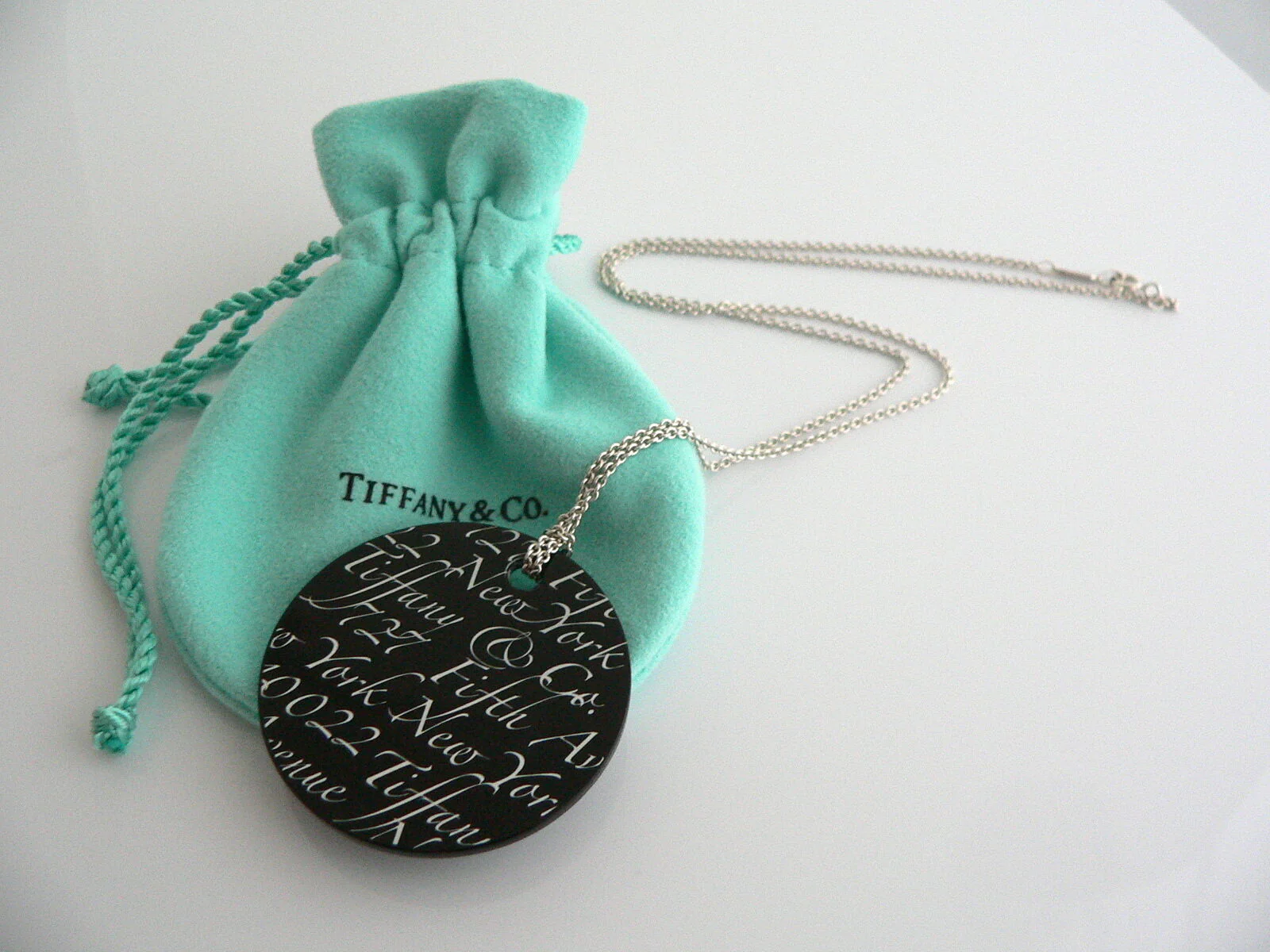 Tiffany & Co Notes Necklace Onyx Round Circle Silver Black Pendant Love Gift Art