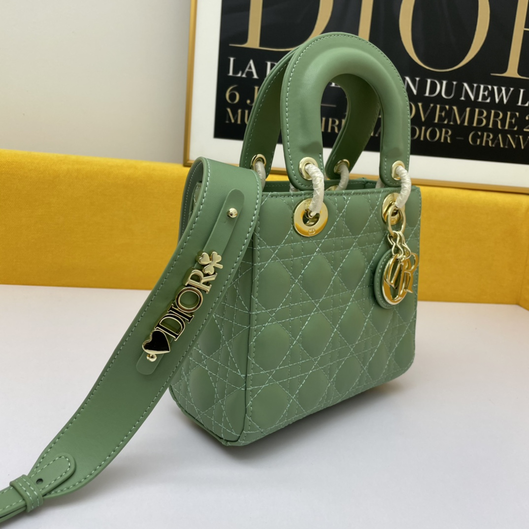 Dior The LADY D-LITE Bag AAA Quality
