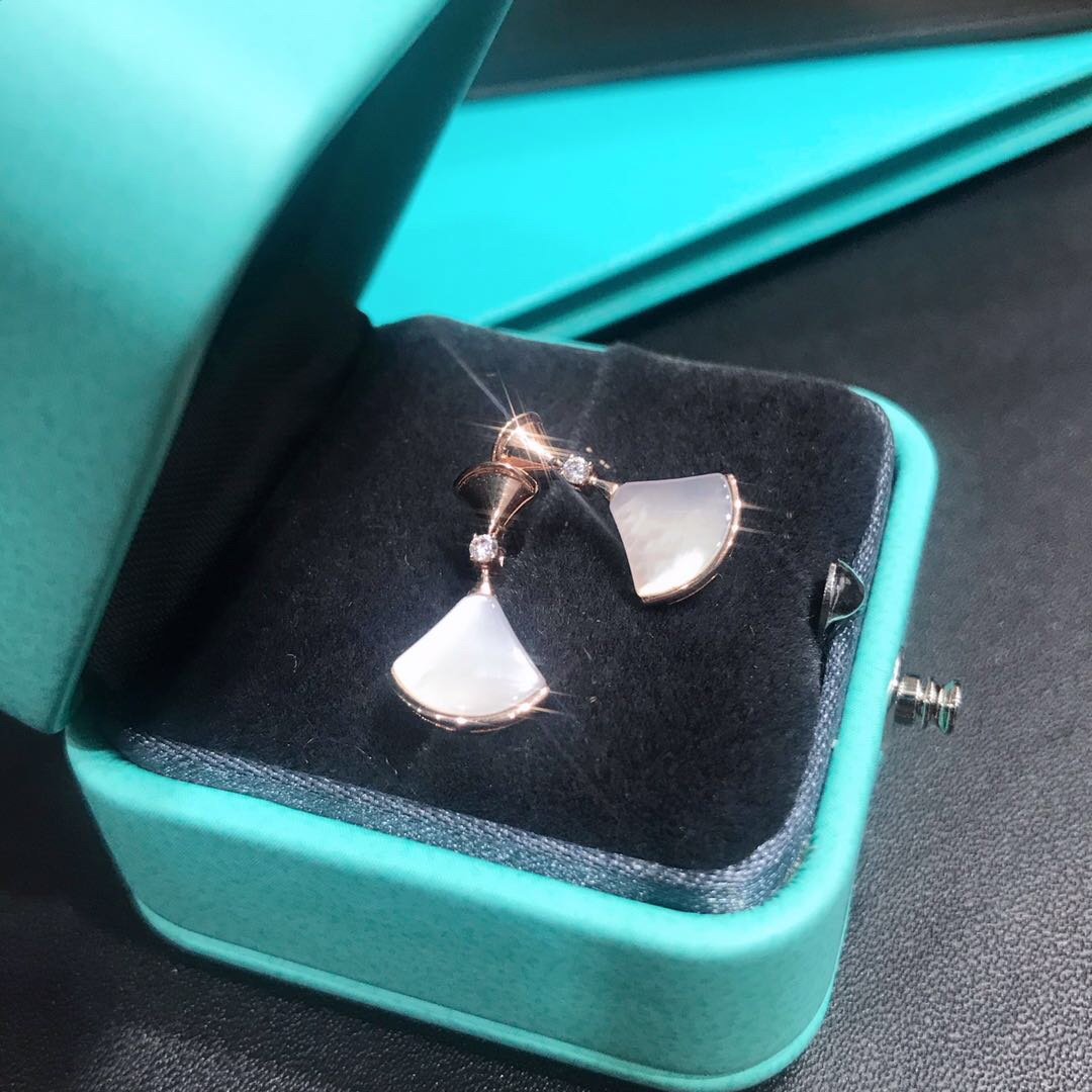 Bvlgari DIVAS' DREAM EARRINGS