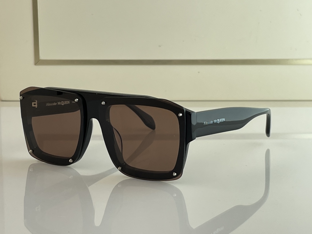 Alexander McQueen Sunglasses