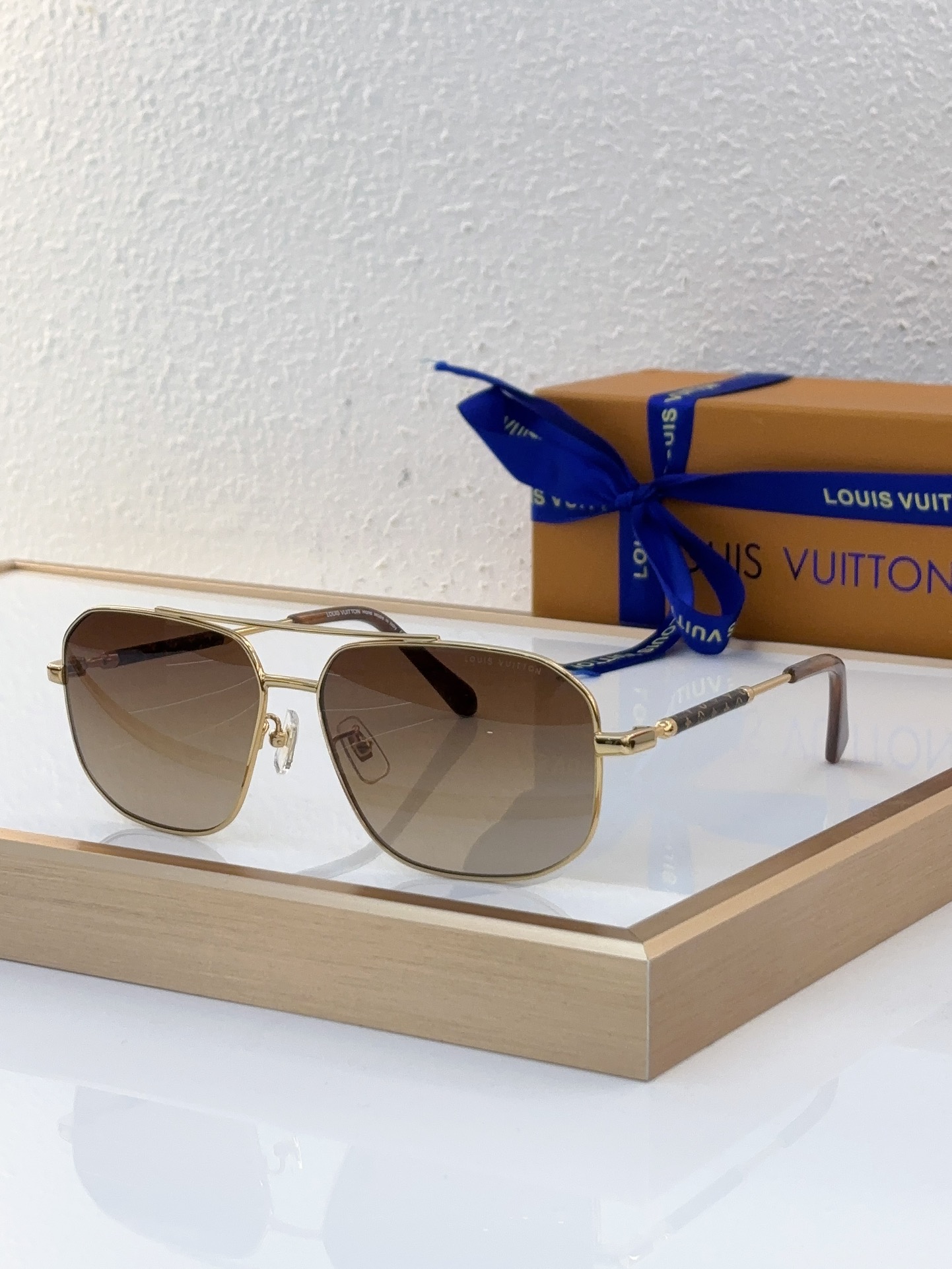 Louis Vuitton LV Sunglasses