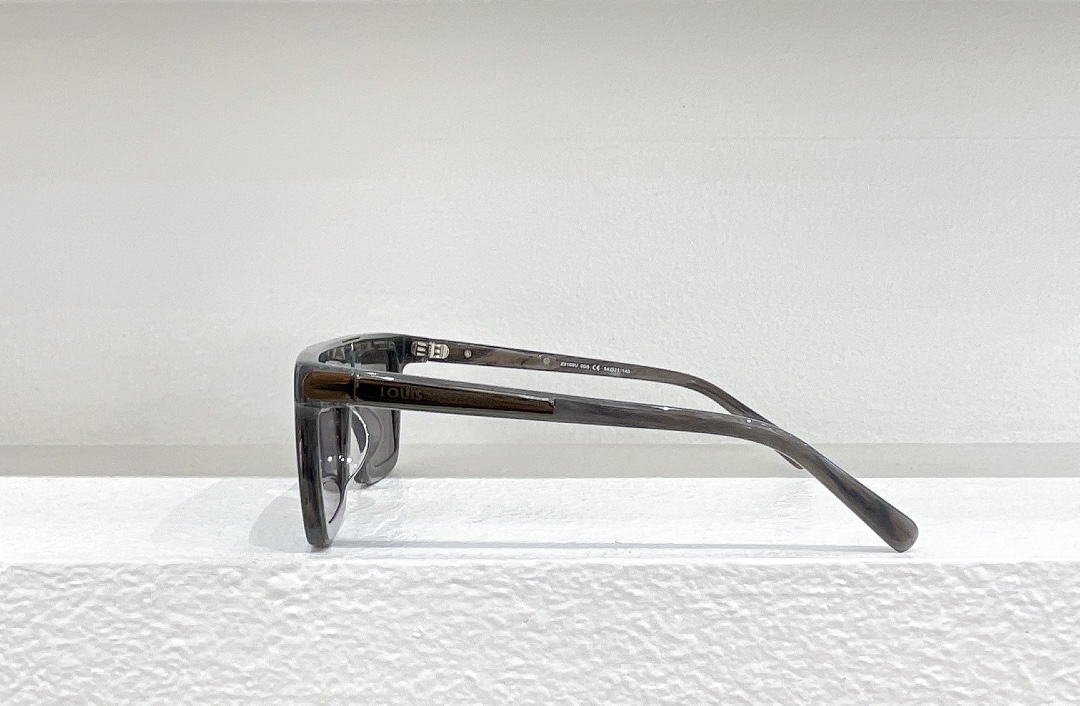Louis Vuitton LV Sunglasses