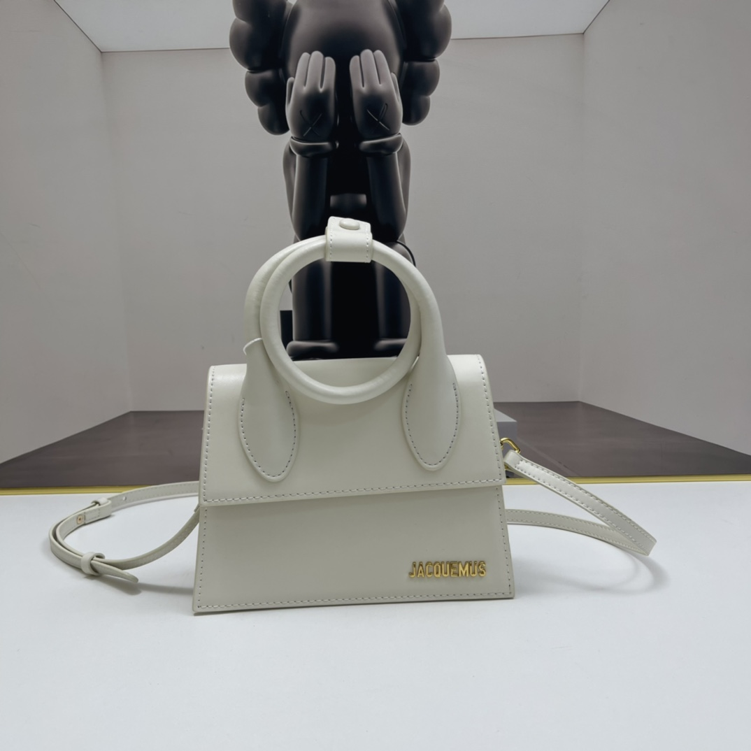 Jacquemus Cowhide Handbag Shoulder Bag (Replica)