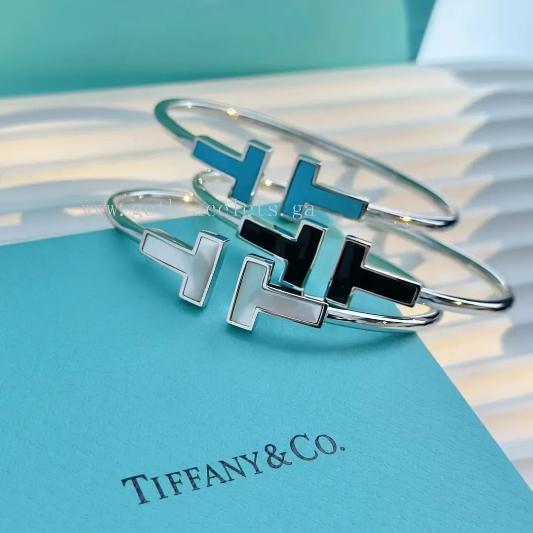 Tiffany T Wide Turquoise/Onyx/Mother-of-pearl Wire Bracelet White Gold