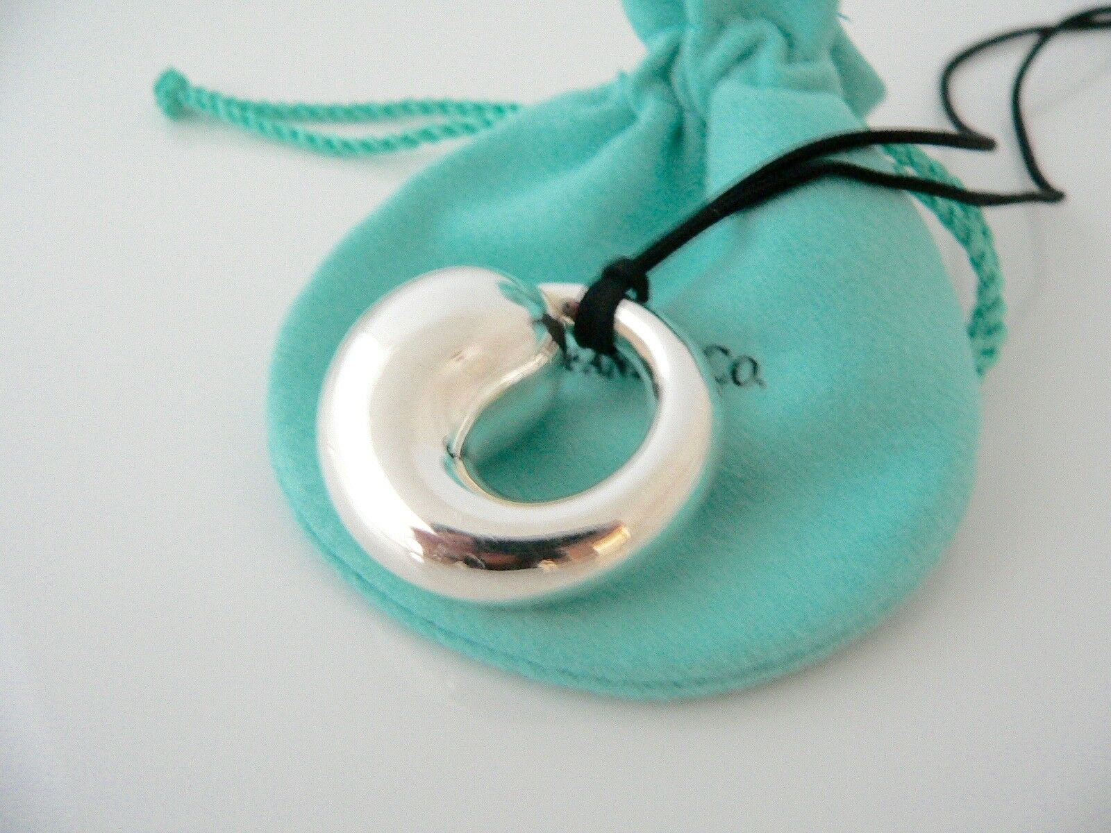 Tiffany & Co Silver Large Eternal Circle Necklace Pendant Charm Cord Gift