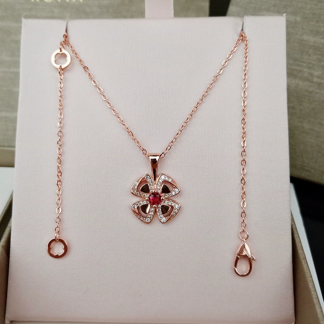 Bvlgari FIOREVER NECKLACE