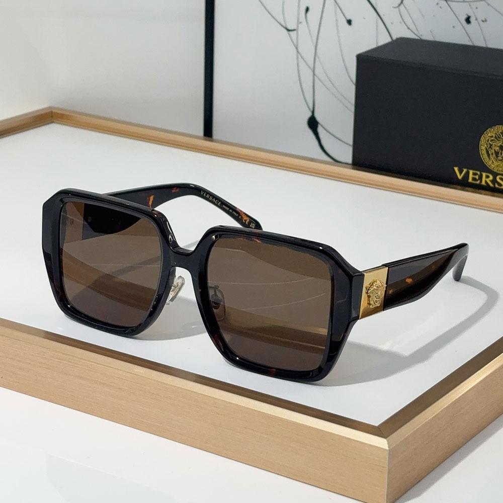 Versace  Simple Square Sunglasses Go With Everything Sunglasses Top Quality（Replica）