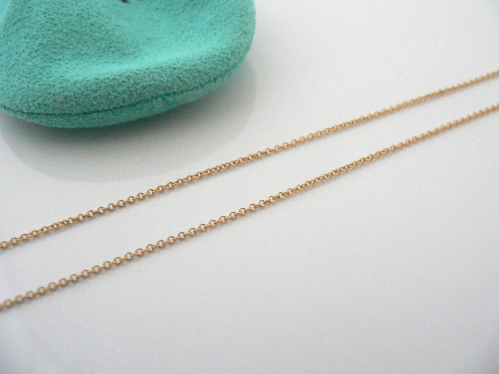 Tiffany & Co 18K Gold Carnelian Gemstone Heart Necklace Pendant Charm Chain Gift