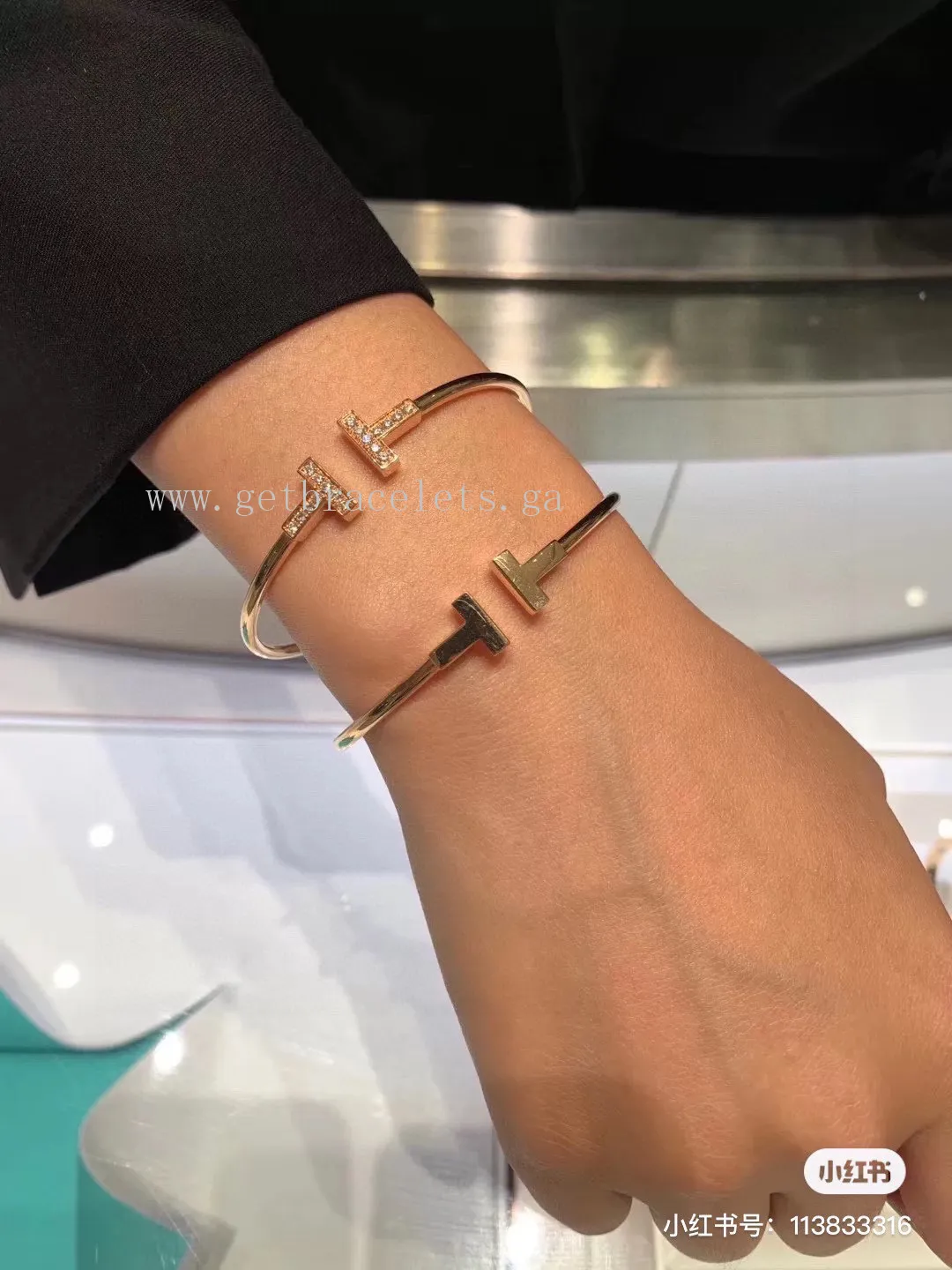 Tiffany T Wide Wire Bracelet in Yellow Gold/Rose Gold/White Gold