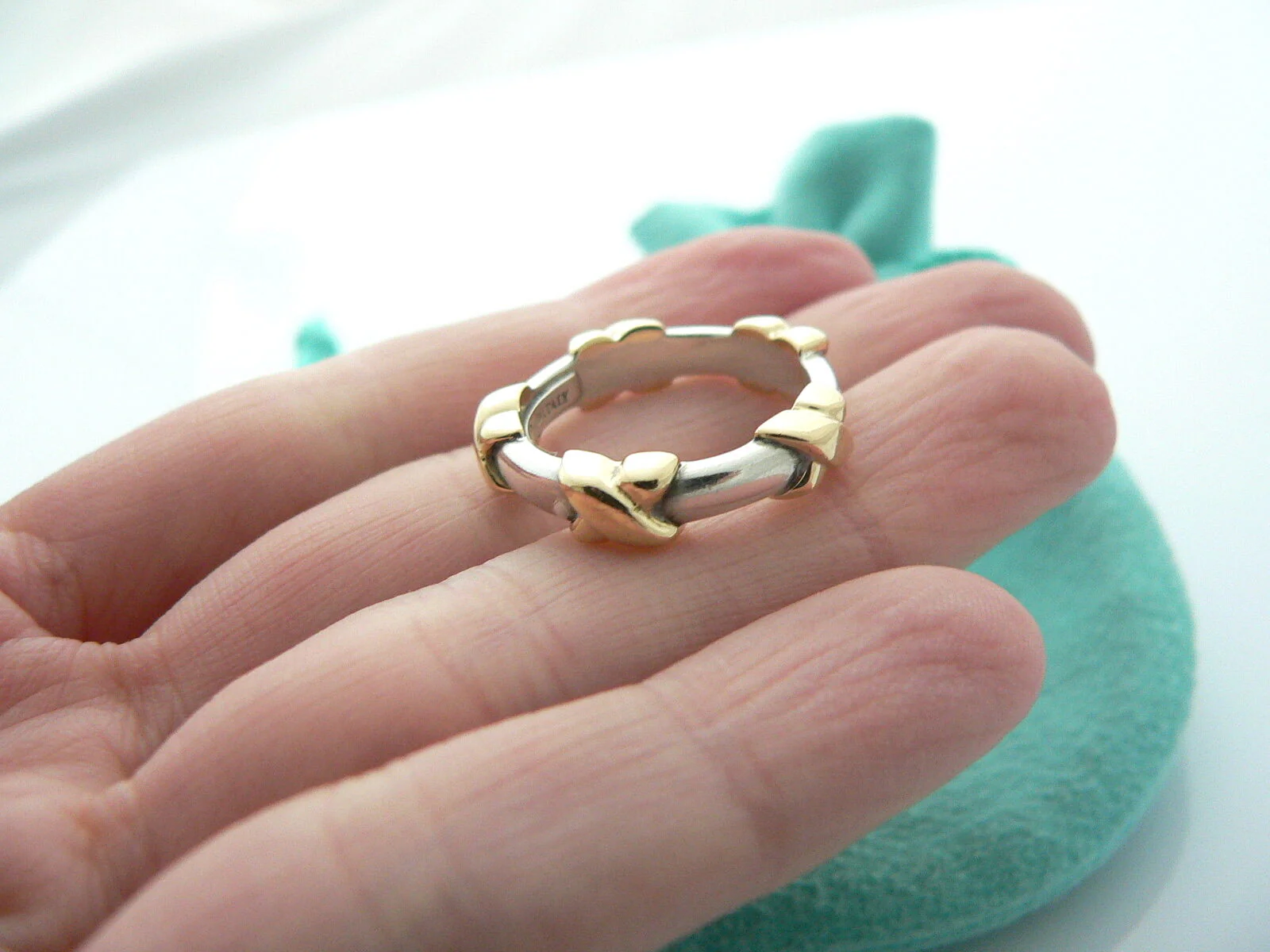 Tiffany & Co Silver 18K Gold Signature X Ring Stacking Band Sz 5.5 Gift Pouch
