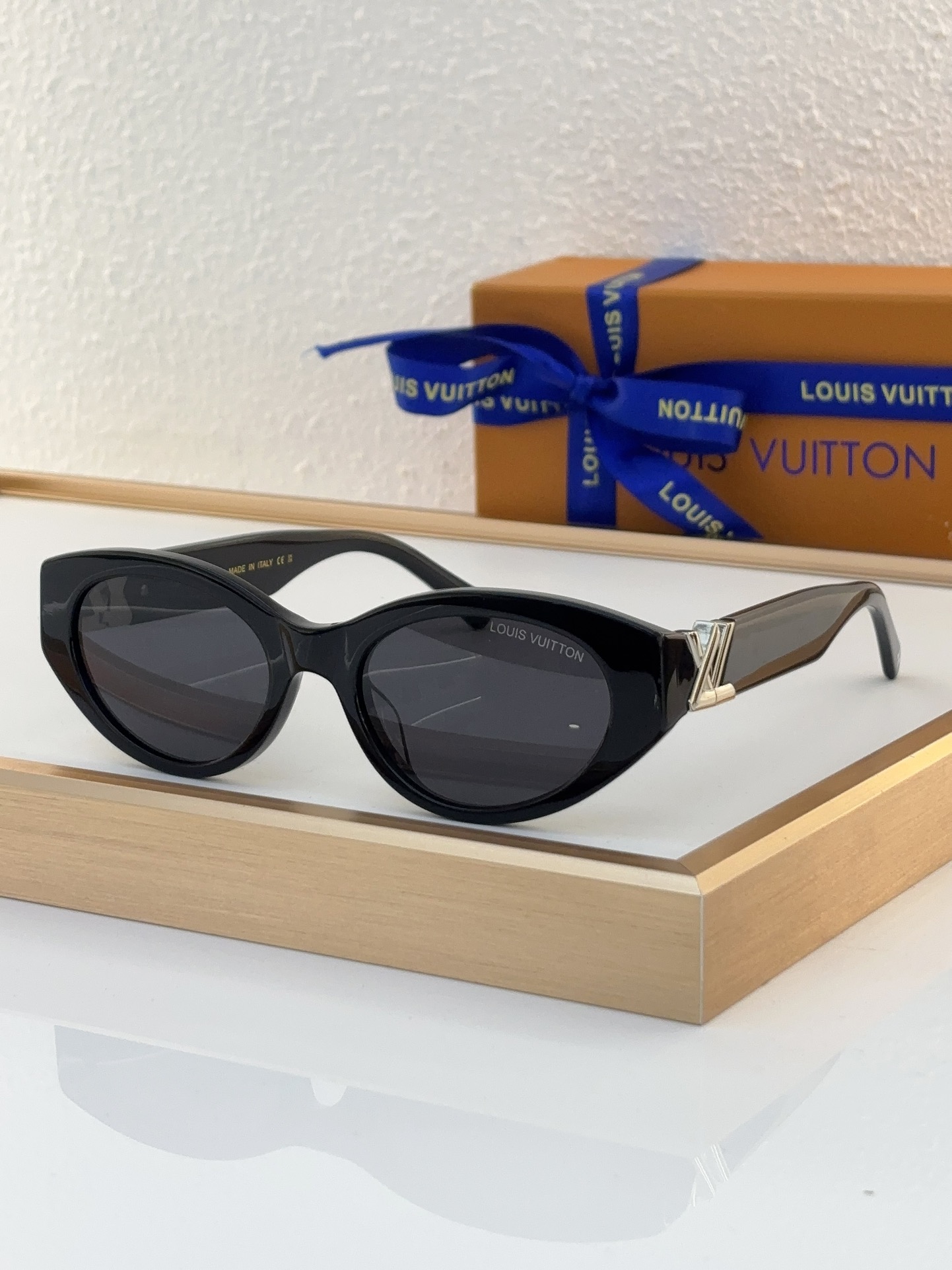 Louis Vuitton LV Sunglasses