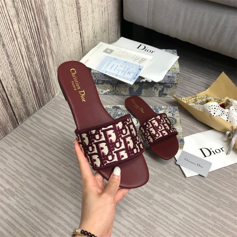 Dior DWAY Slide Slipper Sandals (Replica)