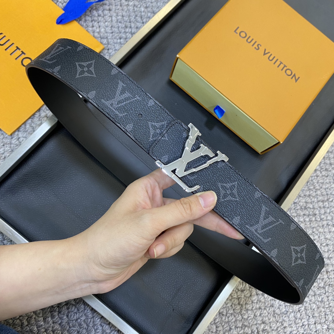 Louis Vuitton LV Leather Belts 1:1 Mirror Version