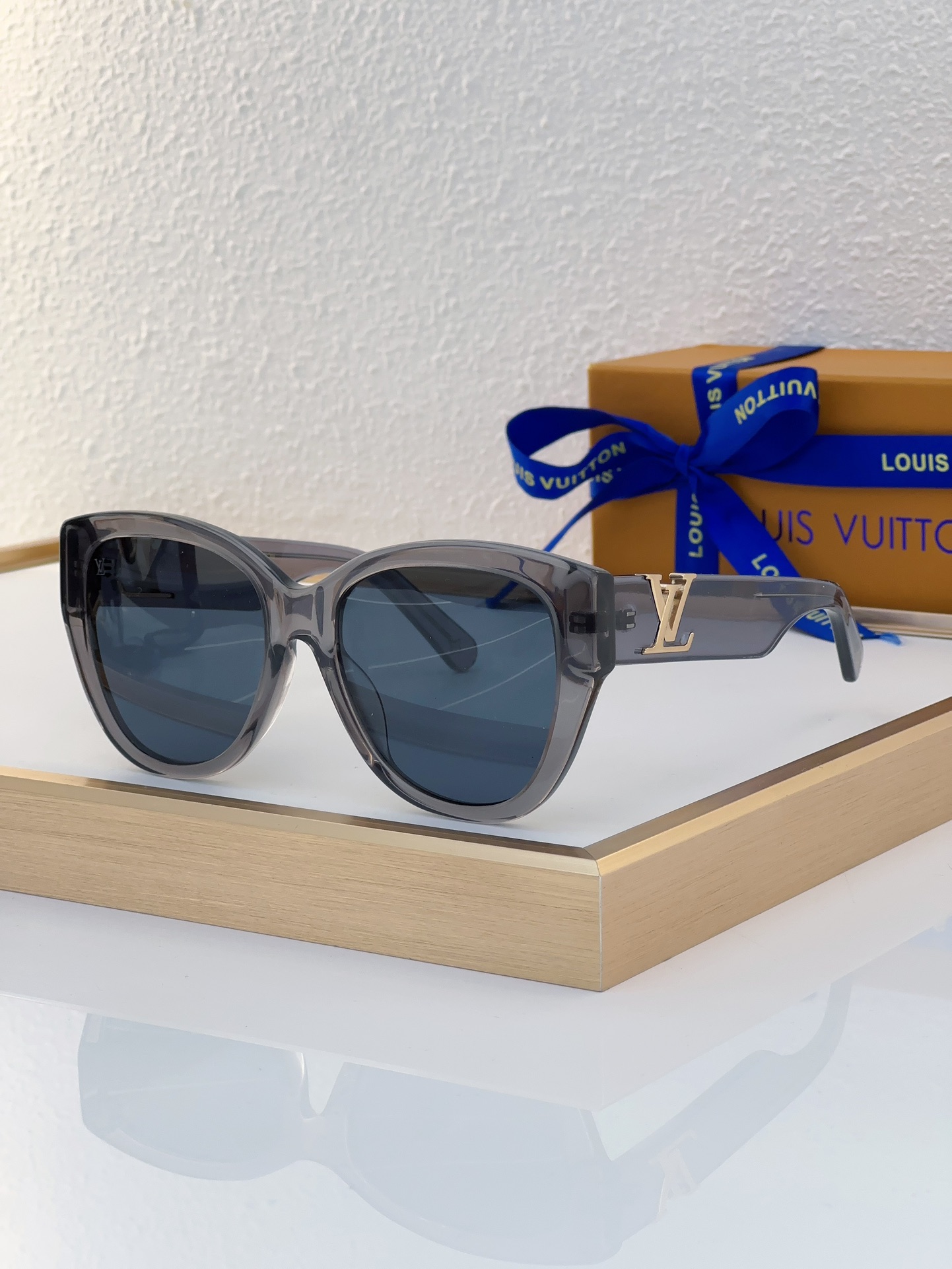 Louis Vuitton LV Sunglasses