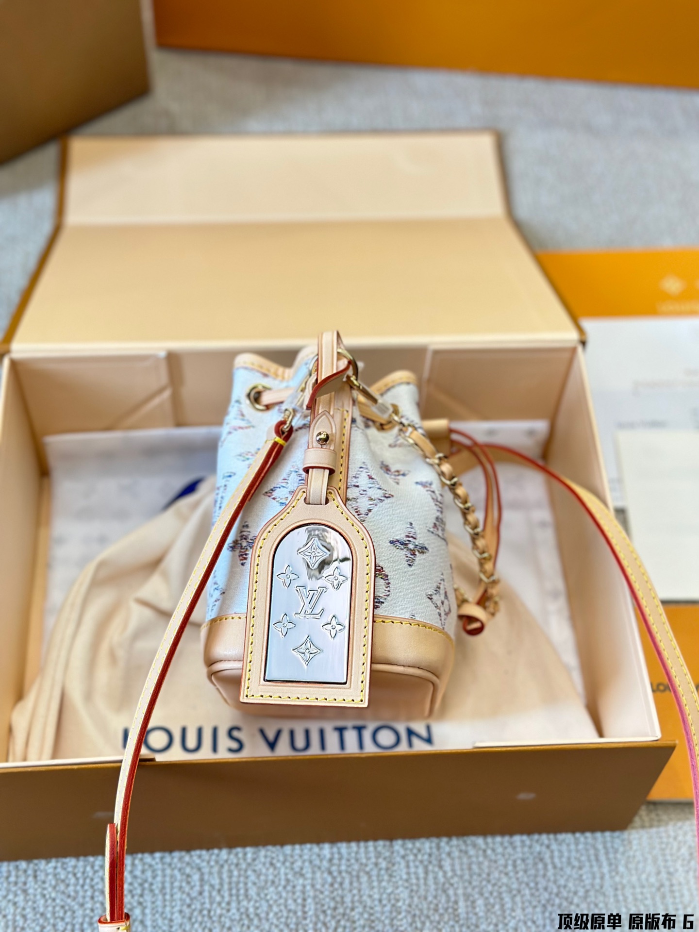 Louis Vuitton LV NeoNoe Mini Danim Bucket Handbag Shoulder Bag(Replica)