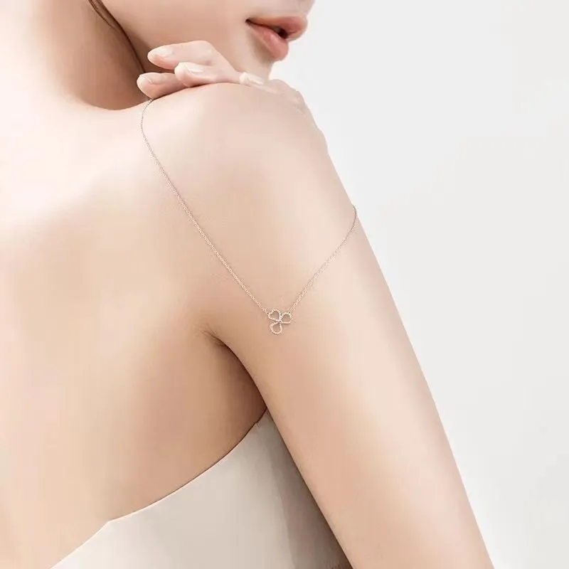 Tiffany & Co Elegant Style Paper Flowers Three Leaf Clover Open Flower Pendant Womens Diamonds Necklace