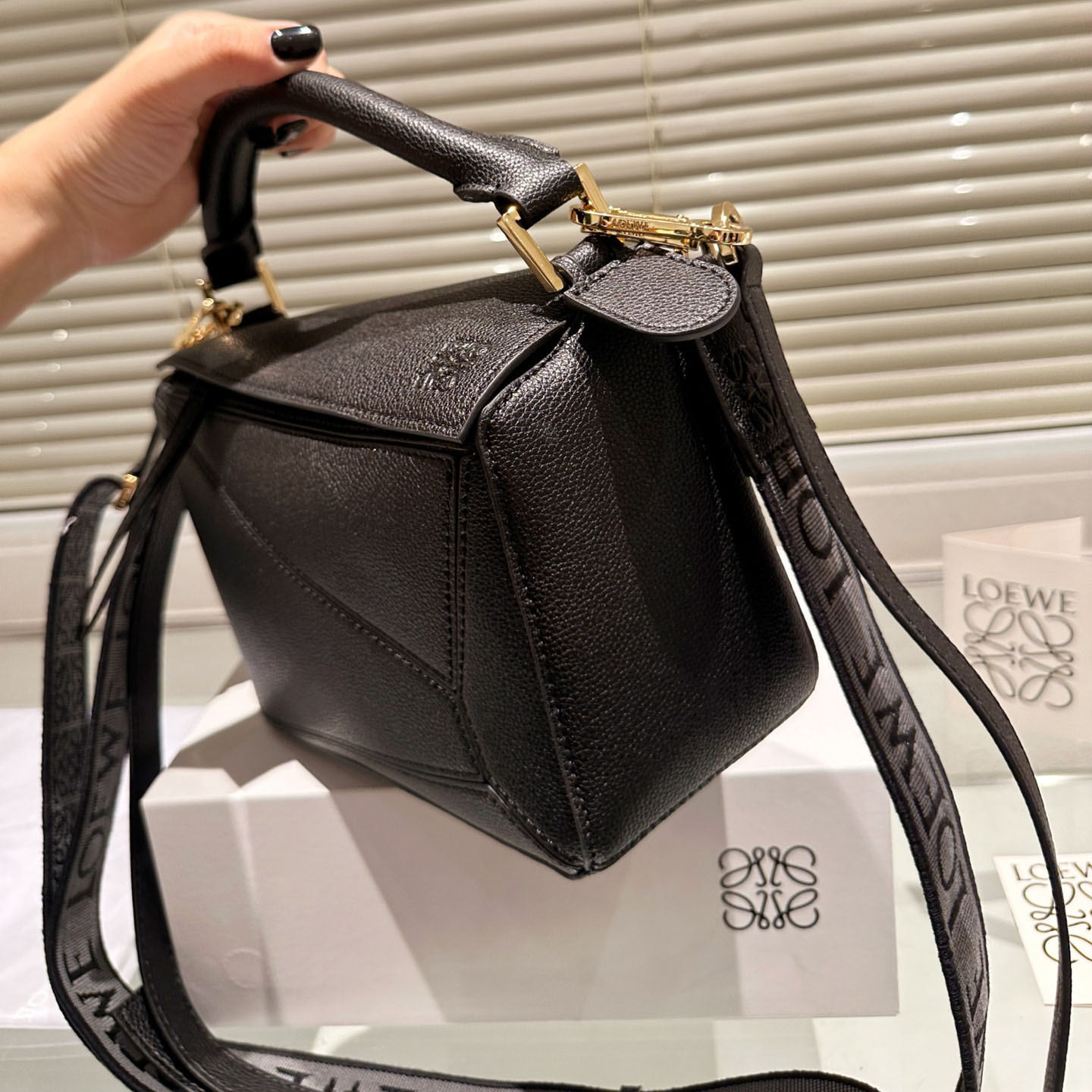 Loewe Puzzle Bag Handbag Shouder Bag Small Size With Cavans Strap (Replica)