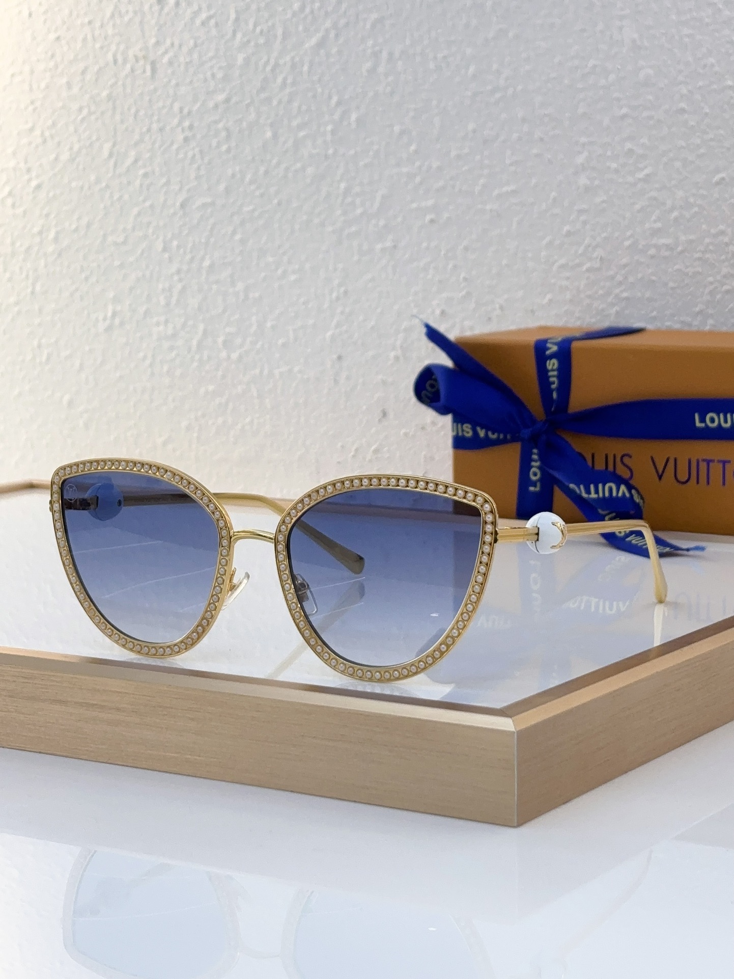Louis Vuitton LV Sunglasses