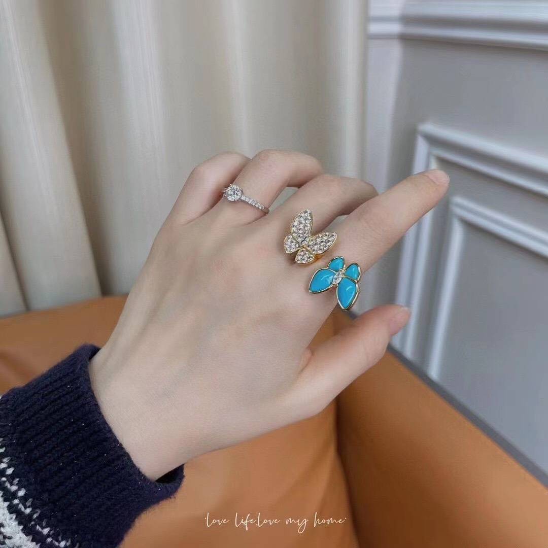 Van Cleef & Arpels Blue Butterfly & Full Diamond Butterfly Ring, Two Butterfly Between the Finger ring