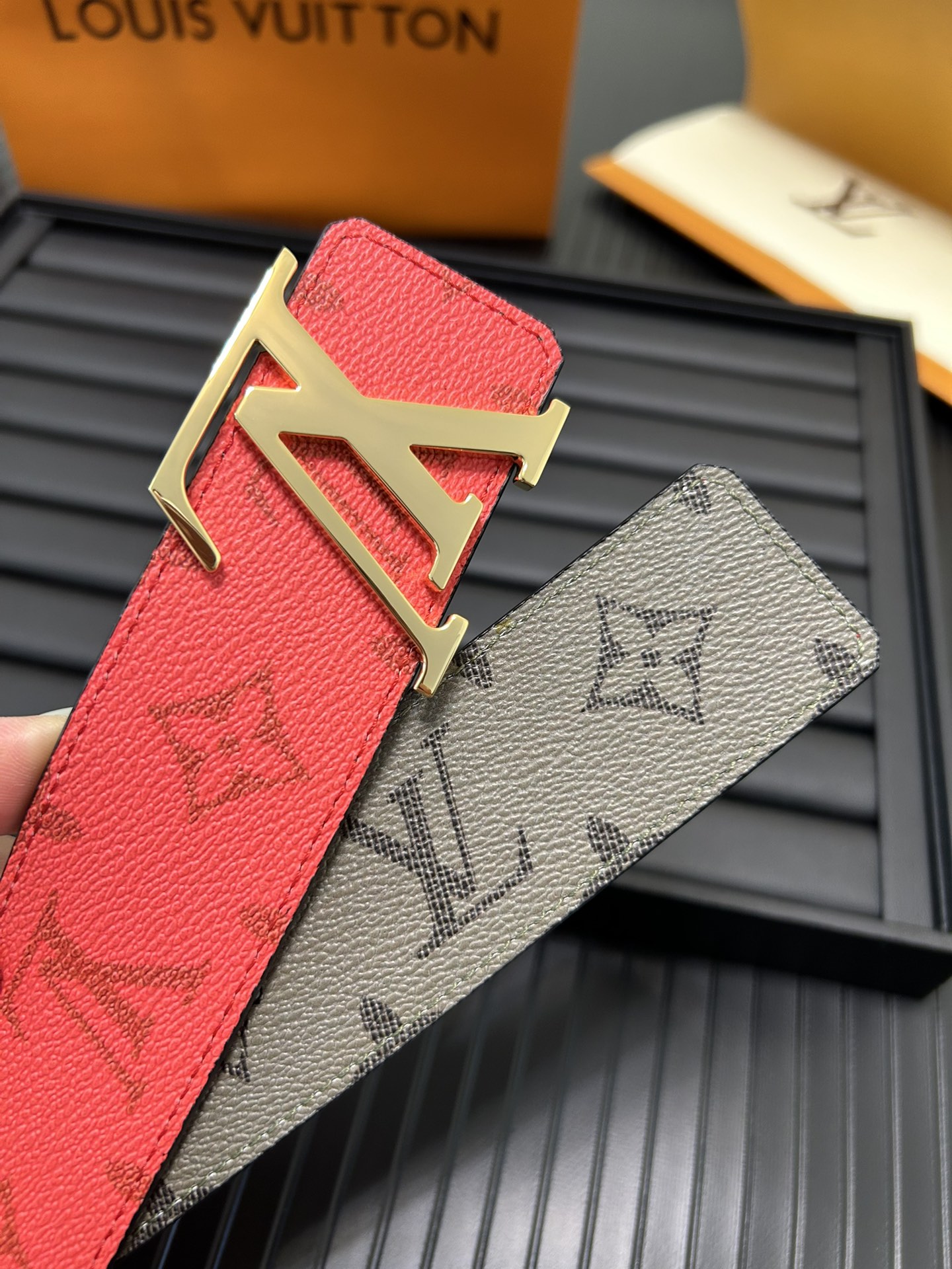 Louis Vuitton LV Leather Belts 1:1 Mirror Version
