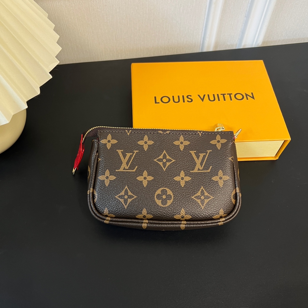 Louis Vuitton Multi Pochette Accessories Mini Bag Purse