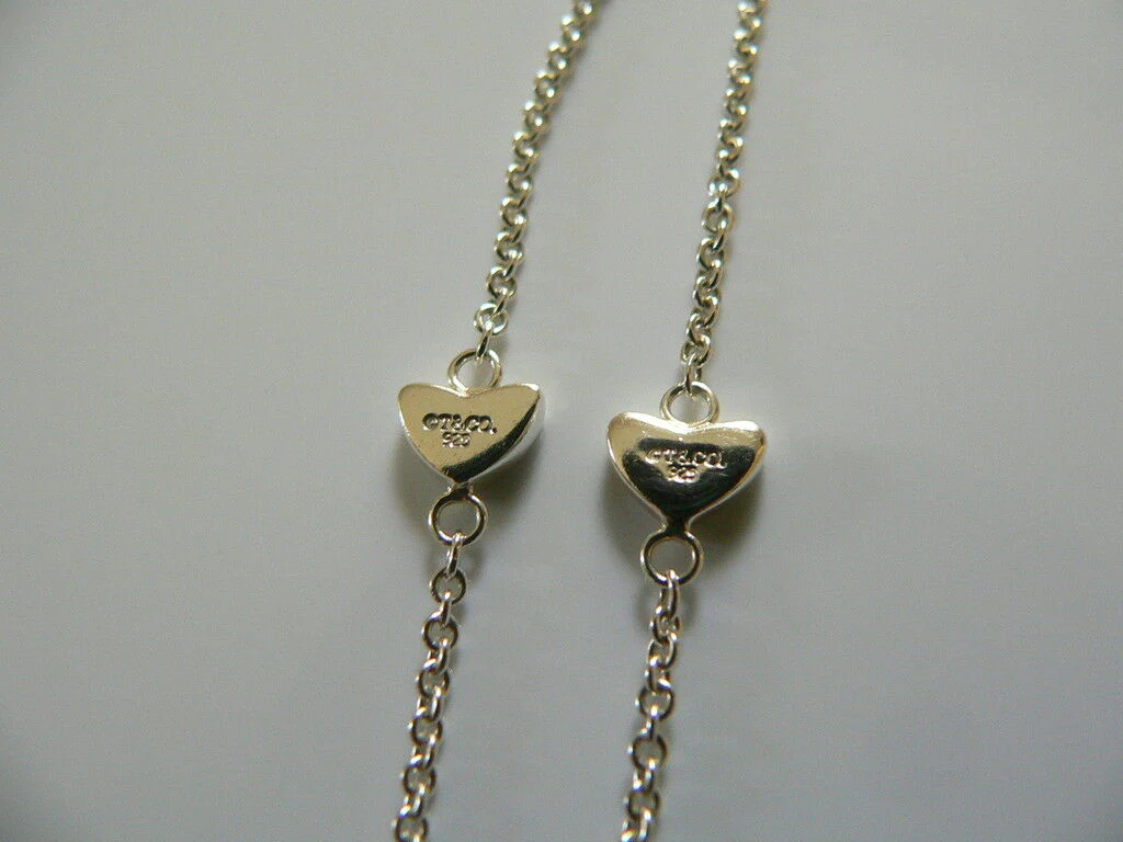 Tiffany & Co Silver Heart Lariat Necklace Pendant Chain Charm Link Gift Love