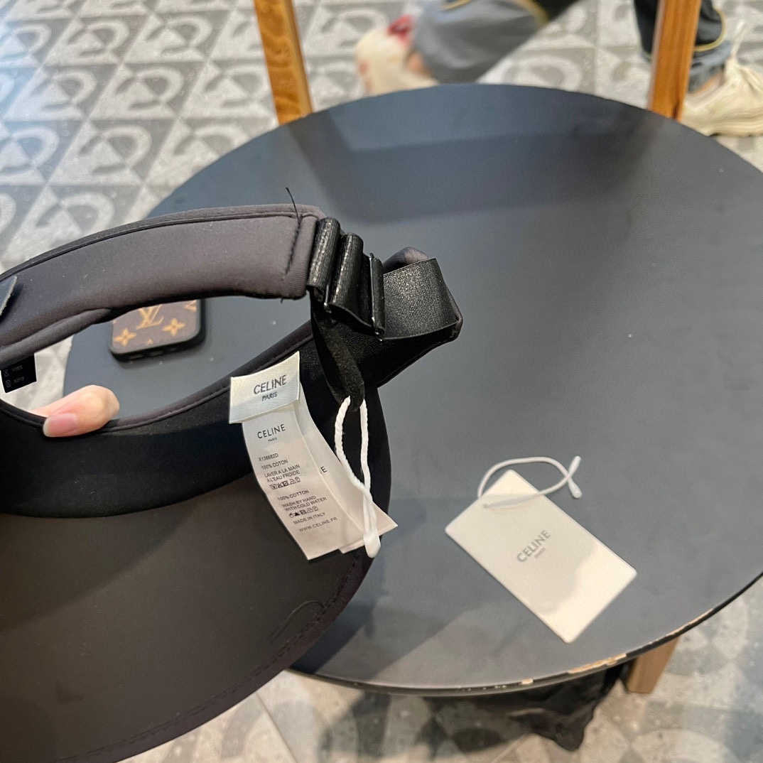 Celine Hats(Replica)